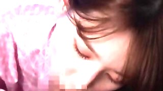 Asiatischer Porno, Blasen, Sperma drinnen, Abspritzen, Orgasmus
