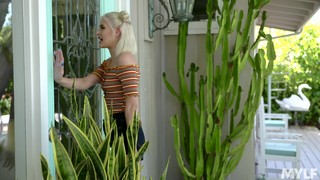 Jessie Saint And Alix Lynx Love To Spend Their Days Eating Pussy