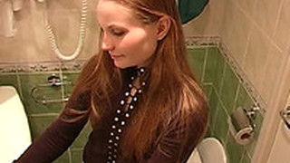 Pornô russo, Banheiro