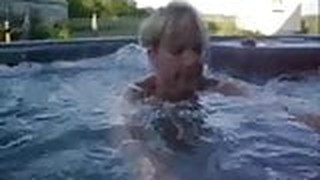 بزاز كبيره, لبن في البق, امهات, طبيعي, بلع اللبن