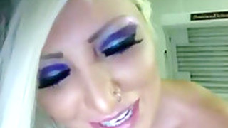 Blonde, Fumare