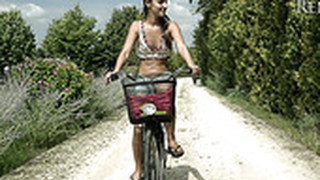 Porno Húngaro, Fuera de casa